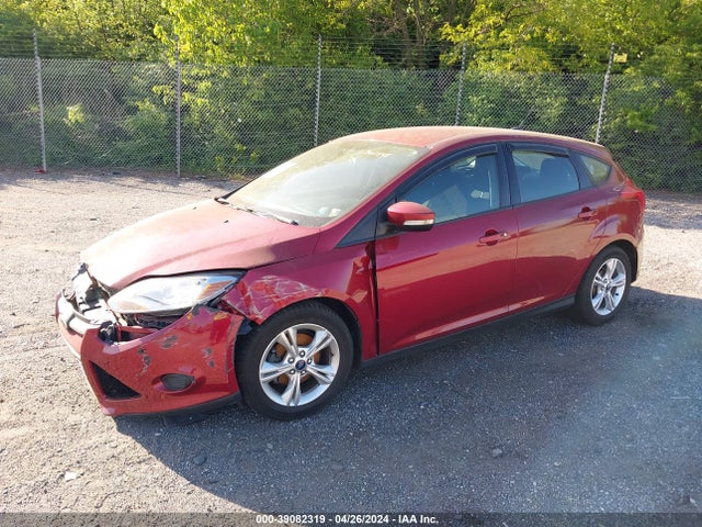 Ford FOCUS SE 2014 1FADP3K28EL360545 Image 2