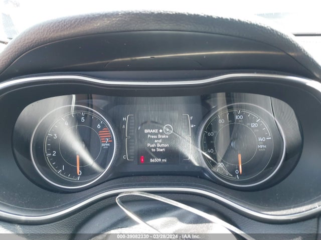 1C4PJMLBXKD141539 Jeep Cherokee Latitude Plus 4x4