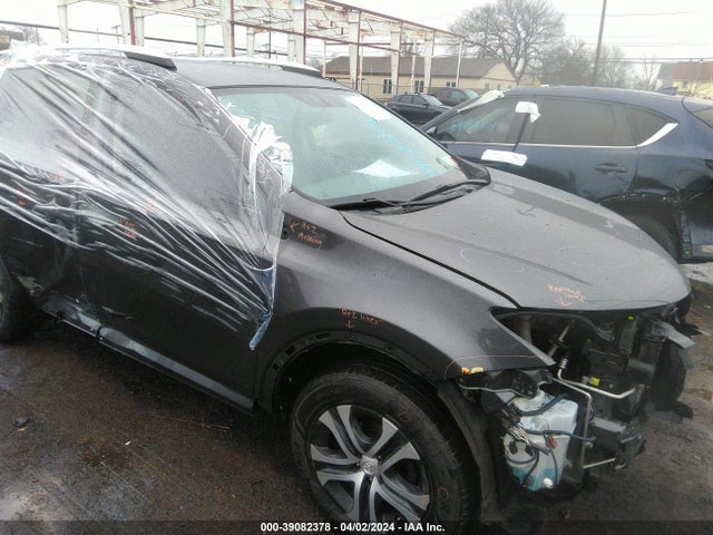 Toyota RAV4 LE 2016 JTMBFREV4GJ058407 Image 1