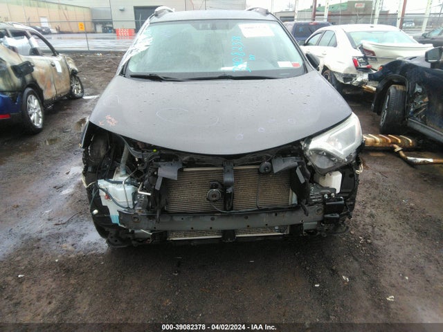 Toyota RAV4 LE 2016 JTMBFREV4GJ058407 Image 13