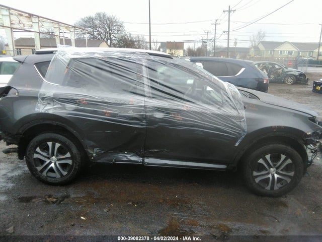 Toyota RAV4 LE 2016 JTMBFREV4GJ058407 Image 14