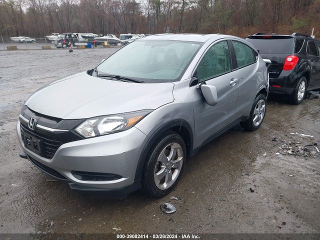 Honda HR-V LX 2017 3CZRU6H3XHG707198 Image 2