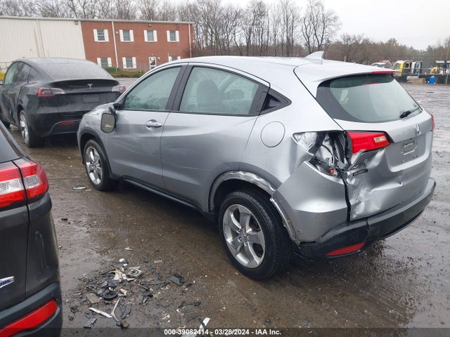 Honda HR-V LX 2017 3CZRU6H3XHG707198 Image 3