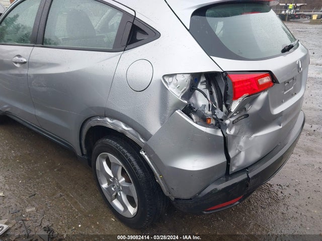 Honda HR-V LX 2017 3CZRU6H3XHG707198 Image 6