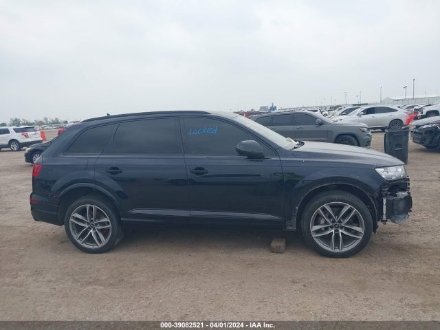 Audi Q7 3.0t Premium 2018 WA1VAAF73JD006781 Image 11