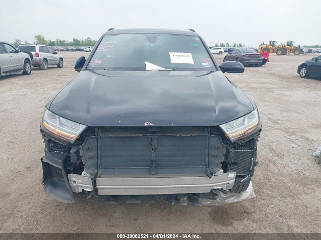 Audi Q7 3.0t Premium 2018 WA1VAAF73JD006781 Image 6