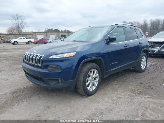 1C4PJMLB9JD530607 Jeep Cherokee Latitude Plus 4x4