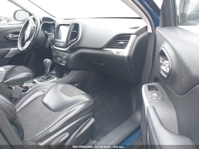 1C4PJMLB9JD530607 Jeep Cherokee Latitude Plus 4x4