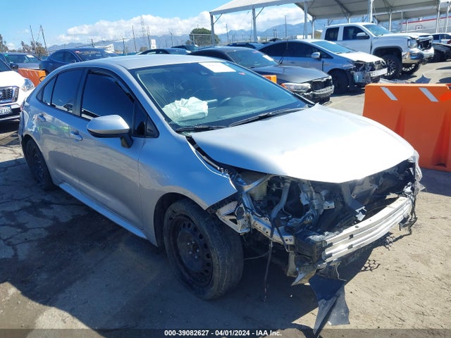 Toyota COROLLA LE 2022 JTDEPMAE0N3031077 Image 1