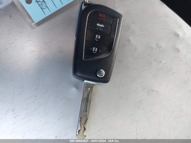 Toyota COROLLA LE 2022 JTDEPMAE0N3031077 Image 11