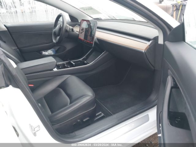 5YJ3E1EA8JF018450 Tesla Model 3 Long Range/mid Range