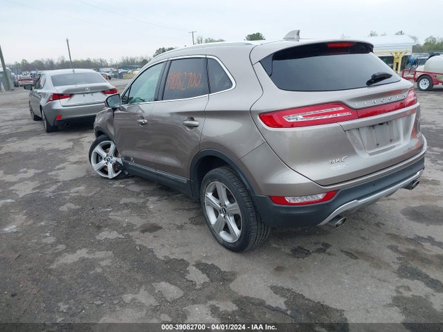 5LMCJ1C9XJUL32380 Lincoln Mkc Premiere