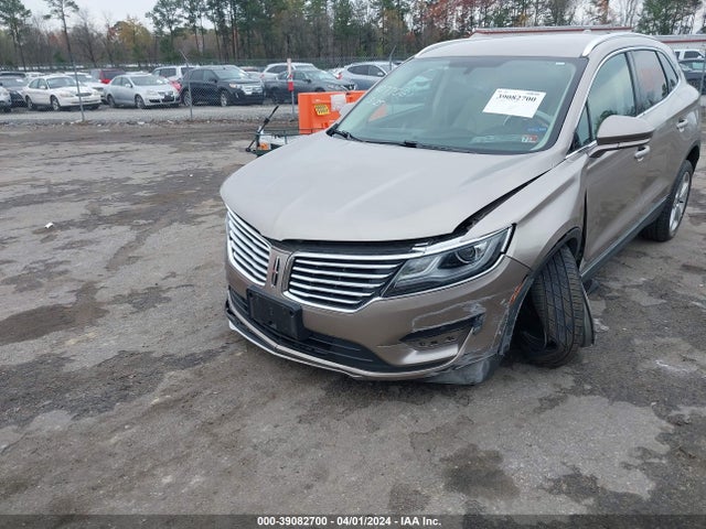 5LMCJ1C9XJUL32380 Lincoln Mkc Premiere