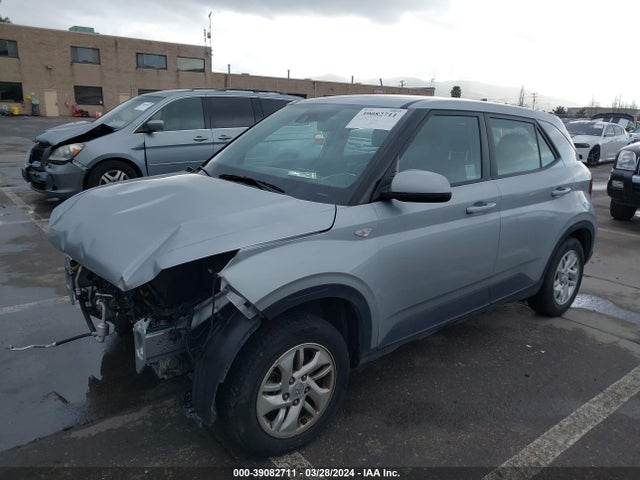 Hyundai Venue Se 2022 KMHRB8A37NU161269 Image 2
