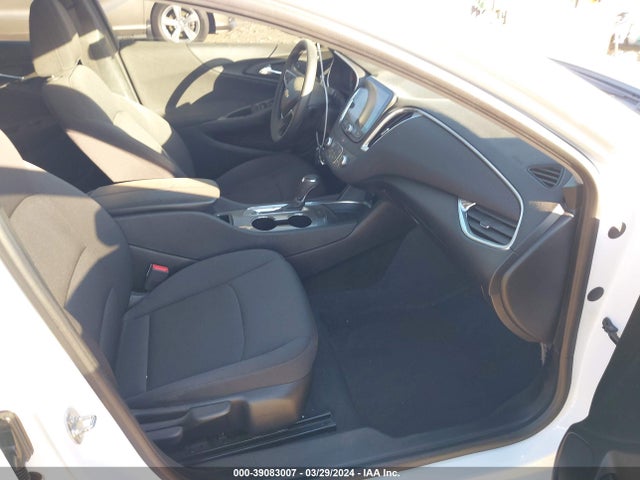 Chevrolet MALIBU LT 2019 1G1ZD5ST8KF137860 Image 5