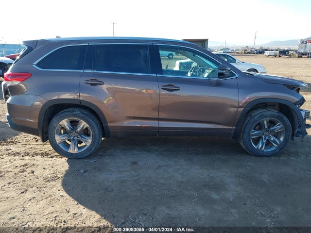 Toyota Highlander Limited Platinum 2019 5TDDZRFH8KS986970 Image 14