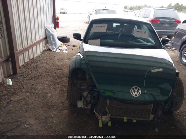 3VWFD7AT3JM703104 Volkswagen Beetle 2.0t Coast/2.0t S