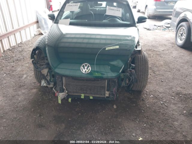 3VWFD7AT3JM703104 Volkswagen Beetle 2.0t Coast/2.0t S