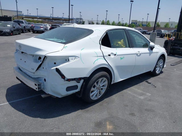 Toyota CAMRY LE 2024 4T1C11AK5RU876113 Image 4