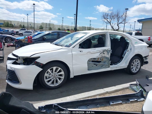 Toyota CAMRY LE 2024 4T1C11AK5RU876113 Image 6