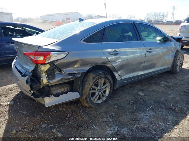 Hyundai SONATA SE 2016 5NPE24AF8GH299194 Image 12