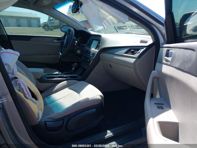 Hyundai SONATA SE 2016 5NPE24AF8GH299194 Image 5