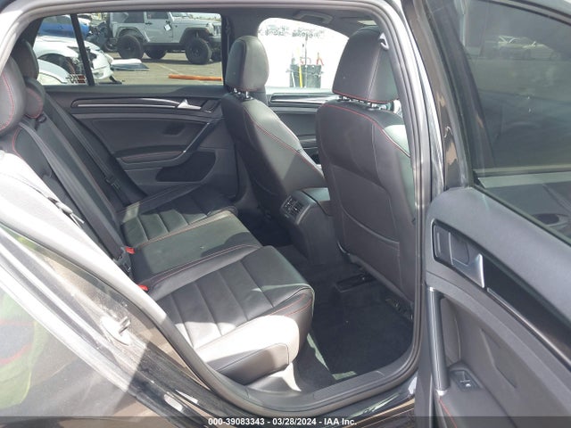 3VW5T7AU2FM015724 Volkswagen Golf Gti 2.0t Autobahn 4-door
