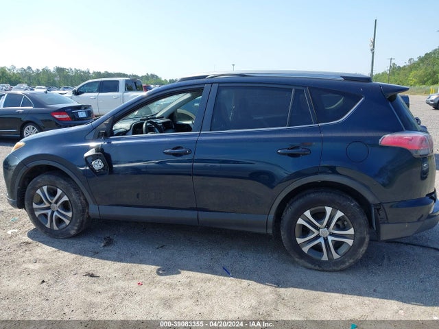 Toyota RAV4 LE 2018 JTMZFREV3JJ722511 Image 14