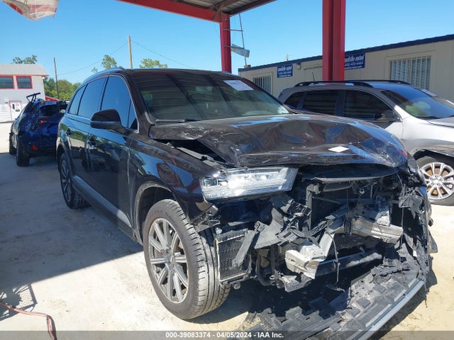 2017 WA1LAAF7XHD014538 main image