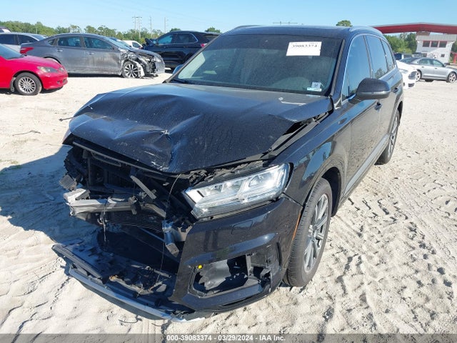 Audi Q7 3.0t Premium 2017 WA1LAAF7XHD014538 Image 2