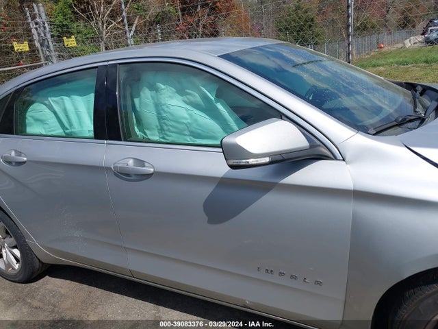 Chevrolet IMPALA 1LT 2017 2G1105SA6H9151538 Image 13