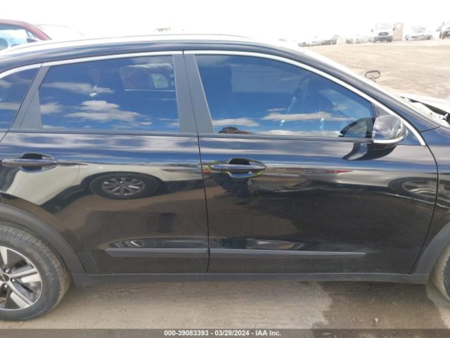 KNDCE3LCXN5489782 KIA Niro Ex Premium