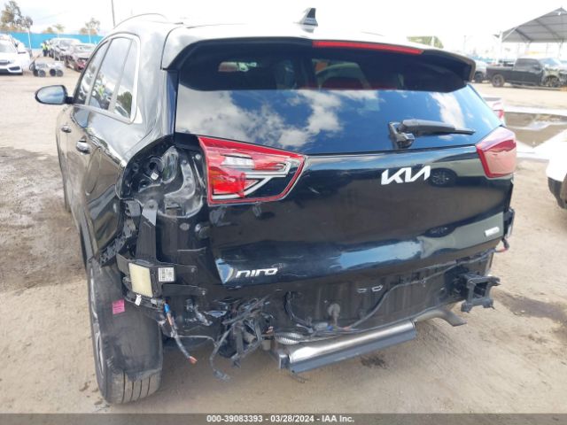 KNDCE3LCXN5489782 KIA Niro Ex Premium