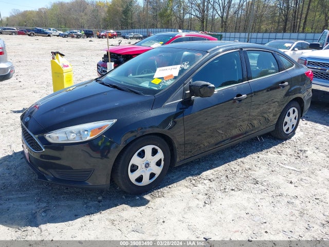 Ford FOCUS S 2015 1FADP3E24FL340712 Image 2