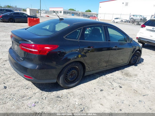 Ford FOCUS S 2015 1FADP3E24FL340712 Image 4