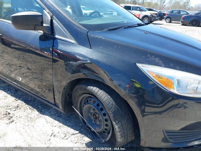 Ford FOCUS S 2015 1FADP3E24FL340712 Image 6