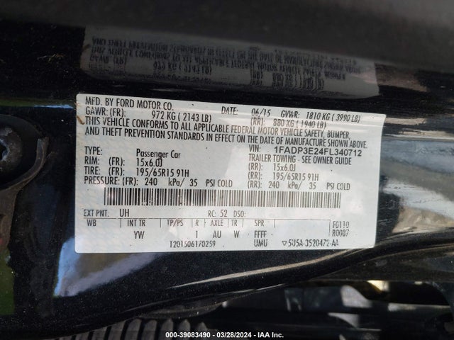 Ford FOCUS S 2015 1FADP3E24FL340712 Image 9