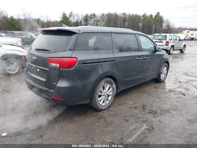KIA SEDONA LX 2017 KNDMB5C19H6267238 Image 4