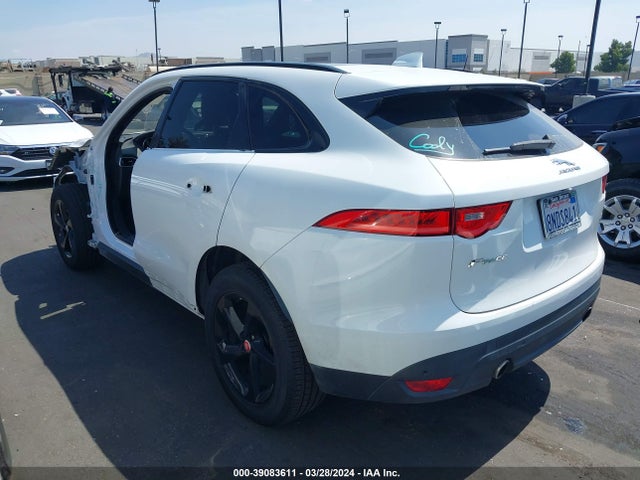 SADCJ2GX2KA368559 Jaguar F-pace 25t Premium/30t Premium