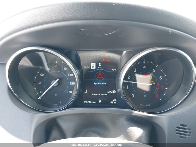 SADCJ2GX2KA368559 Jaguar F-pace 25t Premium/30t Premium