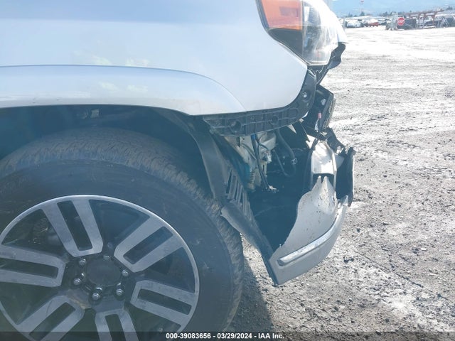 Toyota 4runner Limited 2021 JTEKU5JR6M5950570 Image 18