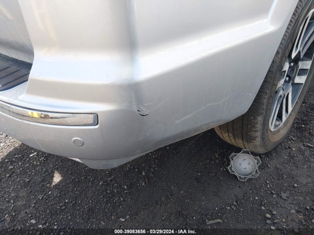 Toyota 4runner Limited 2021 JTEKU5JR6M5950570 Image 19