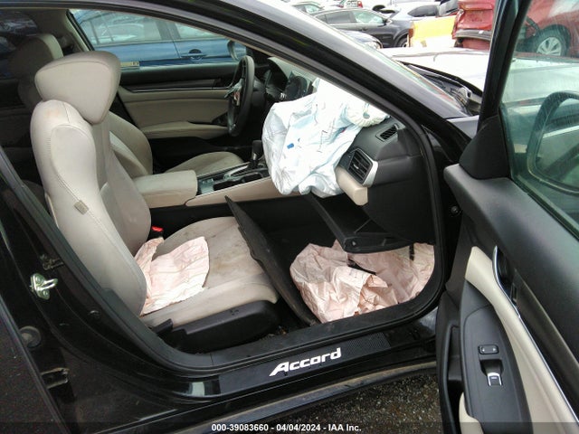 Honda ACCORD LX 2018 1HGCV1F13JA239396 Image 5