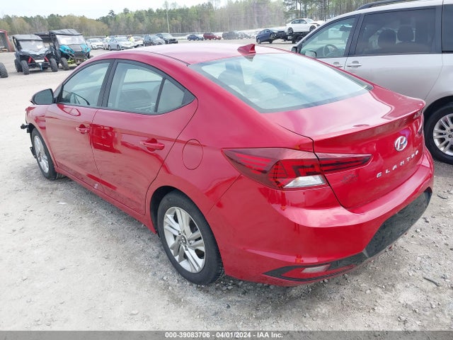 KMHD84LF2KU817480 Hyundai ELANTRA SEL