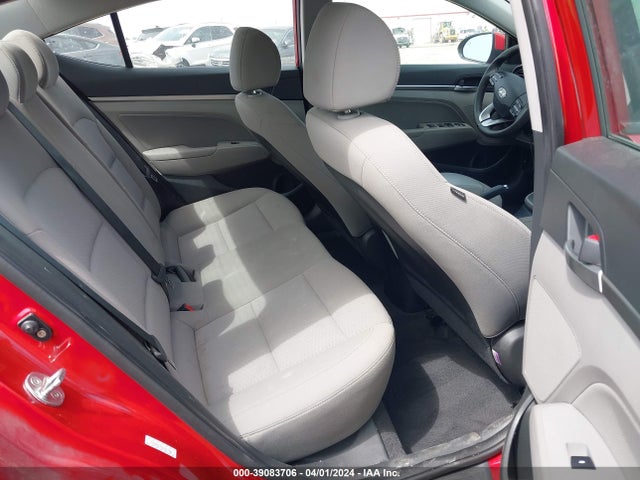 KMHD84LF2KU817480 Hyundai ELANTRA SEL