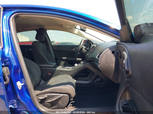 Chrysler 200 Limited 2016 1C3CCCABXGN127846 Image 5