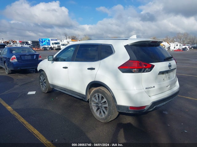 Nissan ROGUE S 2017 KNMAT2MT7HP550388 Image 3