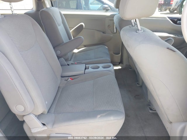 Nissan QUEST S 2014 JN8AE2KP2E9102936 Image 8
