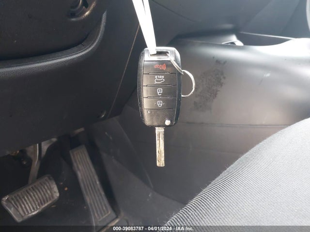 KIA SOUL + 2018 KNDJP3A5XJ7505676 Image 11
