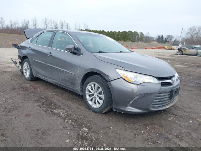 Toyota CAMRY LE 2016 4T4BF1FK1GR567179 Image 1